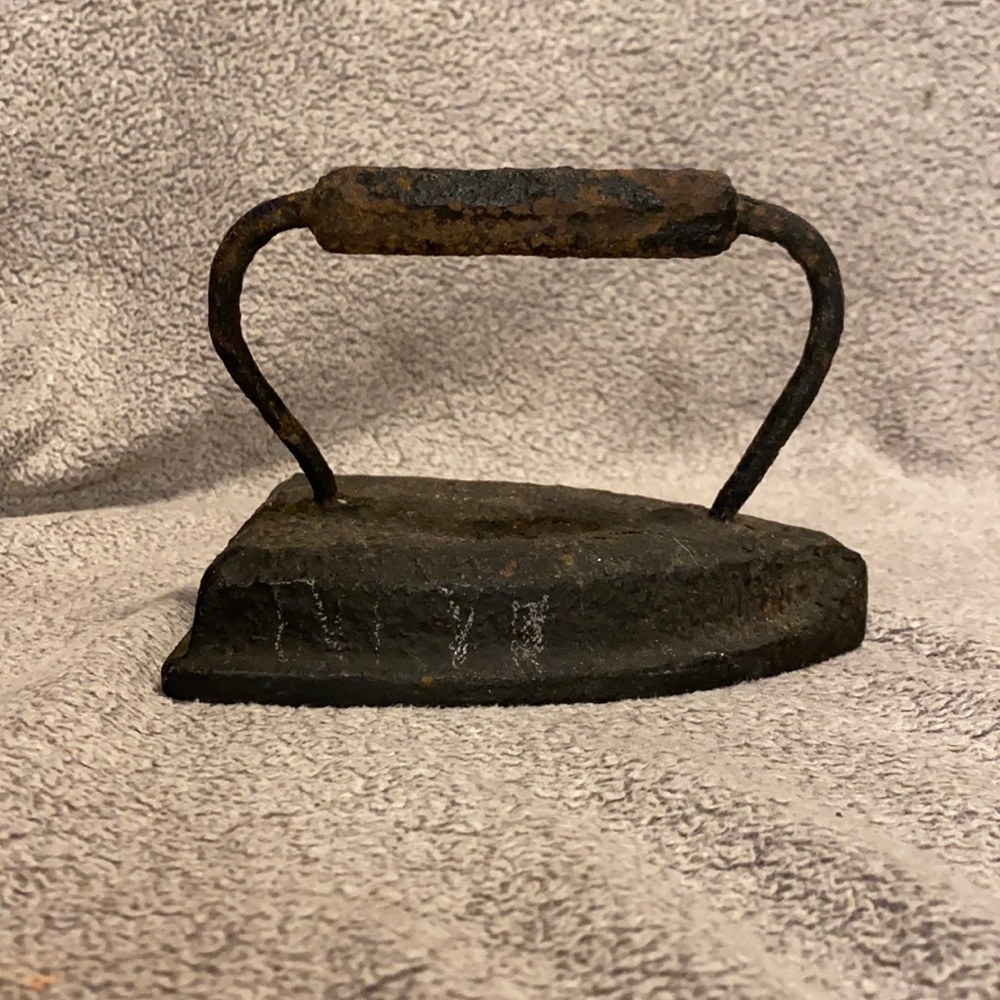 Antique Cast Iron Clothing Iron